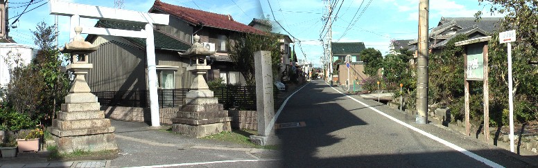 十二所社と佐屋街道道標。