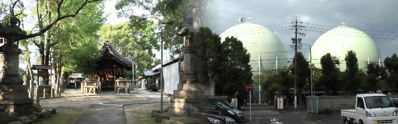 白山神社拝殿すぐ北側(左)に周囲を圧倒する大きな球形が2基、ガスタンクです。 岐阜方面へ向け新幹線、東海道線、名鉄線名古屋駅発車後すぐ左手に見えます。