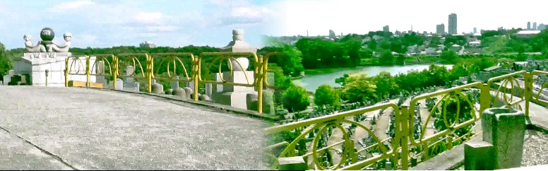 白林寺墓苑近くからの展望(左)。右は猫ケ洞池を見下ろす。 関連:白林寺