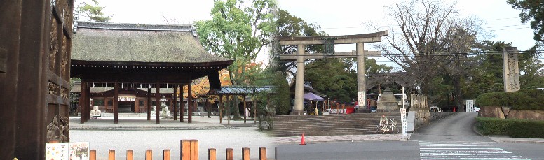 豊国神社。 豊国神社説明文拡大 。