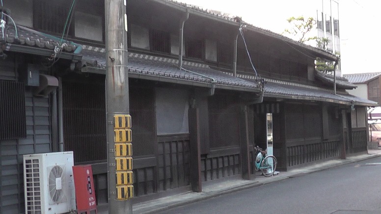 江戸時代の建築と華孔雀Ⅱなどプロジエクションマッピングで色鮮やかに照らし演出する西区・伊藤家住宅。 西区・伊藤家住宅第1部 第2部 第3部 第4部