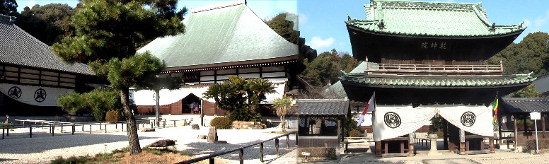 左：乾坤院本堂と庭園。右：乾坤院山門。 山門説明文 乾坤院 乾坤院三度目の訪問で本堂、座禅堂（左）が火事で消失していたのは大変な驚きでした。山門は修理中で 庫裏と総門は無事でした。