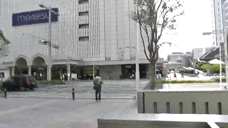 $BL>E4I42_E9A0!#(J $B<+=M$HEZMKF|$N$?$a@E$+$J1XA0$H:yDL$j$N%*%U%#%939!#(J