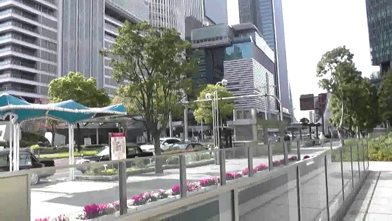 $B%_%C%I%i%s%I%9%/%(%"! $BL>E4I42_E9A0!#(J $B<+=M$HEZMKF|$N$?$a@E$+$J1XA0$H:yDL$j$N%*%U%#%939!#(J