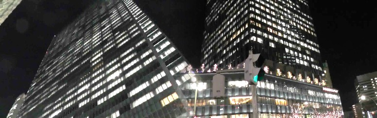 地下鉄名古屋駅周辺案内(その1) 地下鉄名古屋駅 名古屋市交通局リンク: 地下鉄名古屋駅時刻表 市バス時刻表 なごや乗換ナビ 地下鉄所要時間 あおなみ線 jr名古屋駅前・夜景 2019.12.23日撮影。 名古屋ルーセントタワー。 JRゲー