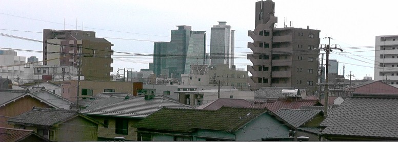 中山道 脇往還：美濃路（西区内・最新版） 宿場名,下段の街道名をクリックして下さい 美濃路が西区内へ入り東（名古屋城）へ向かいます。 2019.10.26日取材。 真っ先に目にとまるのが新築移転された黒龍神社です。旧社殿は名鉄線東に鎮座され