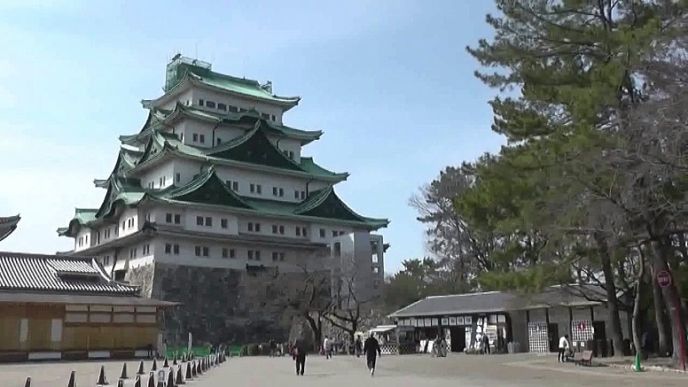 金シャチが降りた天守閣。2021.03.11撮影。