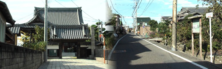 玉泉寺と付近の佐屋街道道標。