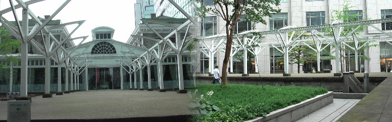 国道１５号線（第一京浜国道）新橋交差点から少し東へ行った。 ウィキメディア・コモンズ経由で・明治期の旧新橋駅のにぎわい 旧新橋停車場跡。鉄道唱歌 第1集東海道篇（1～16番） 旧新橋停車場跡。 旧新橋停車場跡 鉄道唱歌の旅 東海道編 鉄道唱