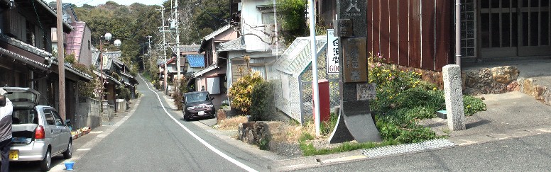 潮見観音の蔵法寺を過ぎるとすぐ右旧道と刻まれた道標を右折して潮見坂へと向かう。