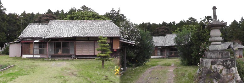 曹源寺。三河国総社に隣接し、平成３年からの発掘調査によって、8～10世紀の中頃まで 三河国府（国庁）が曹源寺の境内にあったことが確認されています。