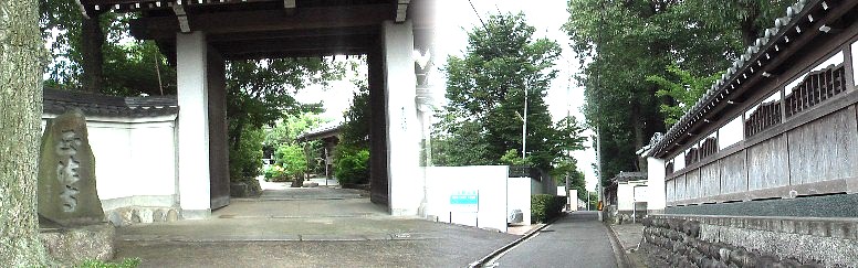 正法寺と寺前の静かな佇まいの道です。約1時間、この付近八箇所のお寺巡りで行き会った人は たった一人でした。昭和22年に尼僧学林がここに再建され、後に愛知専門尼僧堂、特別尼僧堂も 建立され、厳しい仏門修行が続けられている。(千種区役所説明文引