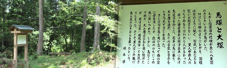 甚平坂途中にあります。