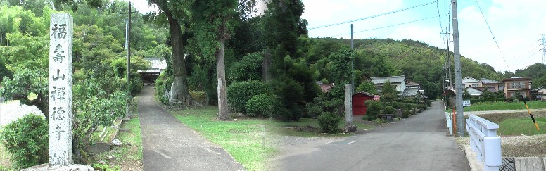 禅徳寺と付近の町並み。