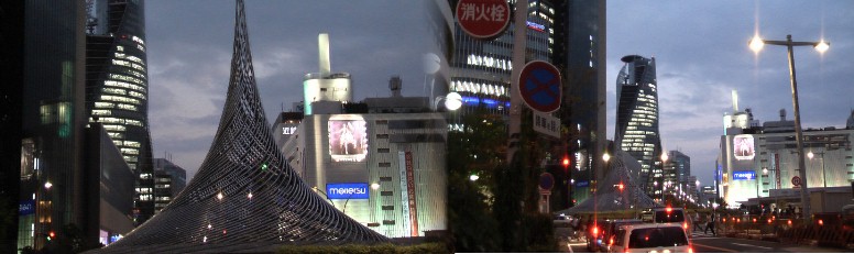 ＪＲ名古屋駅前の夜景。