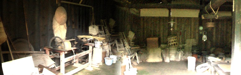 県宝「藤原家住宅」内部の様子。