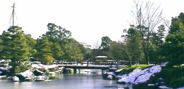 中の池
