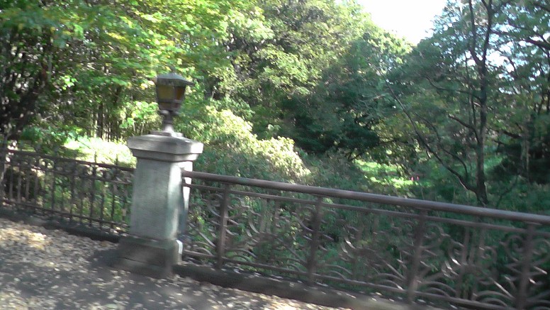 「パルテイー瀬戸」内掲示。 瀬戸蔵ミュージアム 現在の外堀（本町橋）。この外堀を瀬戸電が西区景雲橋のたもと、堀川駅まで運行されていました。 西区景雲橋の東たもと、堀川駅跡2021.11.27日撮影。 西区景雲橋の東たもと、堀川駅跡2021.